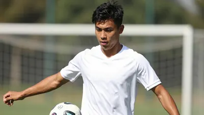 Tottenham Hotspur send Mikey Moore on loan to FC Koln and agree a deal for Pape Matar Sarr to join Juventus with a...