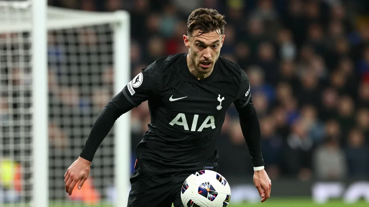 Tottenham Hotspur lost 3-0 to Brentford in their opening Premier League fixture on 21 August, falling behind 3-0 after...
