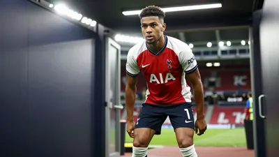West Ham agree £5m deal for Tottenham winger Manor Solomon