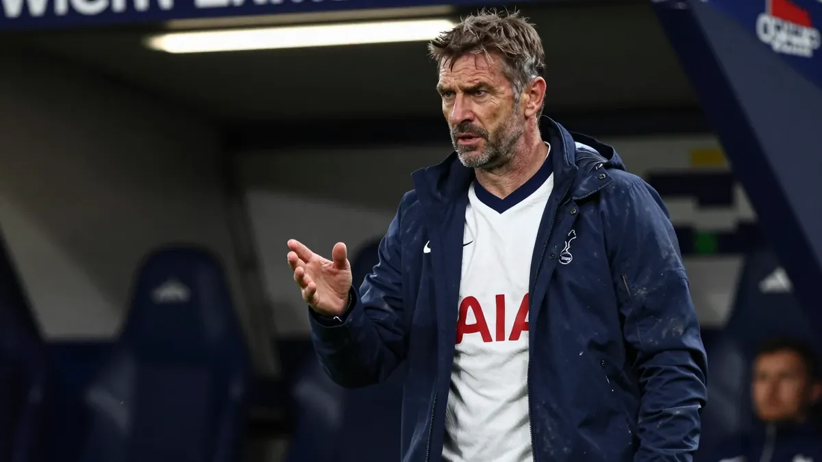 De Zerbi: Spurs 'Not a Team Yet' After 3-0 Brentford Loss